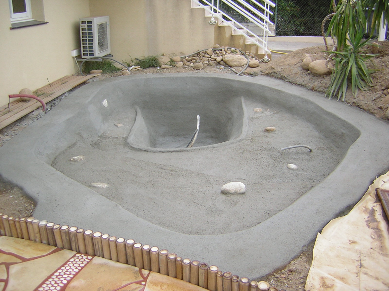 pool ceret maintenance